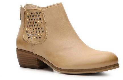 beige short boots