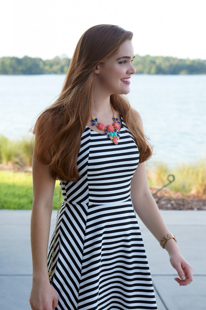 striped-dress-black-and-white